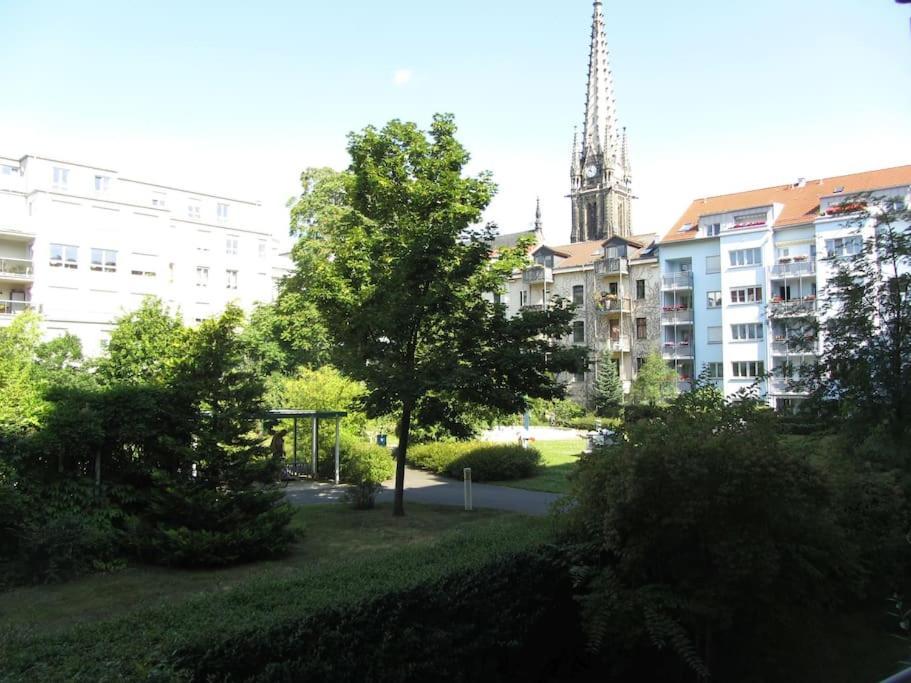 Petersweitblick-Bayerischer Bahnhof Leipzig Buitenkant foto